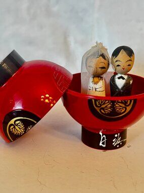 Vtg Japan Kokeshi Dolls Married Couple Bowl Soup Hand Carved Figurine Japan